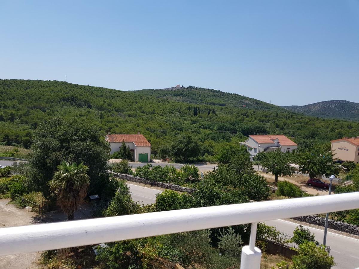 Holiday House "Villa Flora" Sibenik Exterior photo